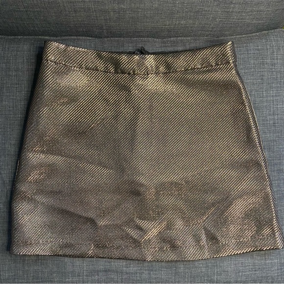 NWT H&M GOLD A-LINE SKIRT - Picture 3 of 7